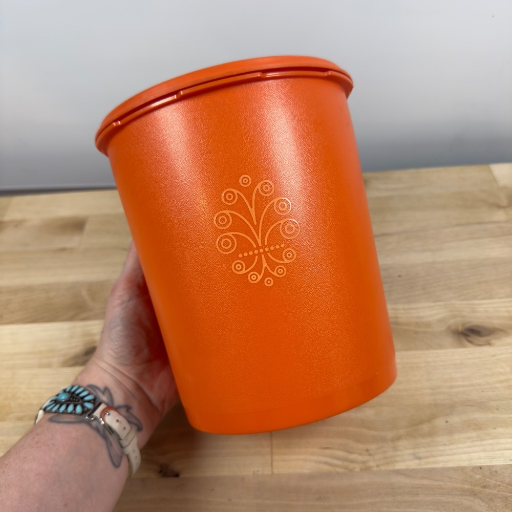 Vintage Tupperware Orange Servalier Canister 807-1 Sunburst Lid Retro MCM 7.5in
